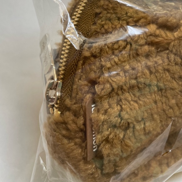 NWT Lululemon EBB Fleece Everywhere Belt Bag 1L Burnt Caramel Gold Winter - Picture 3 of 6